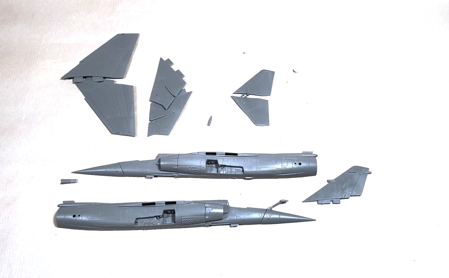 [Special Hobby] 1/72 - Dassault Mirage F1B /F1CR /F1CT  - oui mais pas tout seul !!, avec Eric Etchegaray et Modelix  (mf1b) 0583