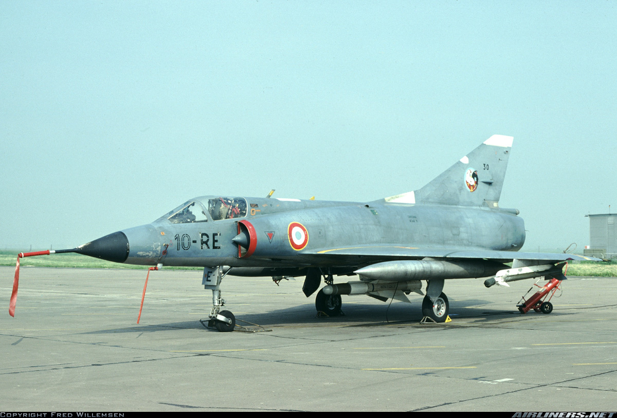 [Modelsvit] 1/72 - Dassault Mirage IIIC - Page 3 18292011