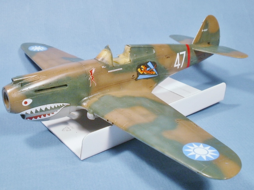 P40 H81 " Flying Tigers " Airfix 1/48  - Page 2 P1060010