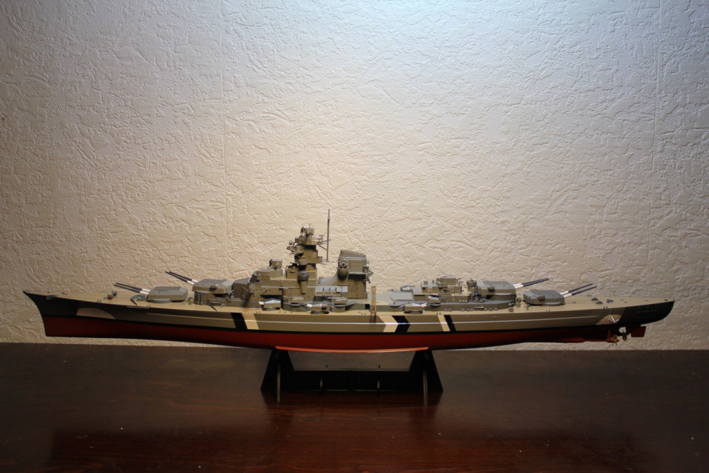 Cuirassé Bismarck - Tamiya 1/350  Img_6513