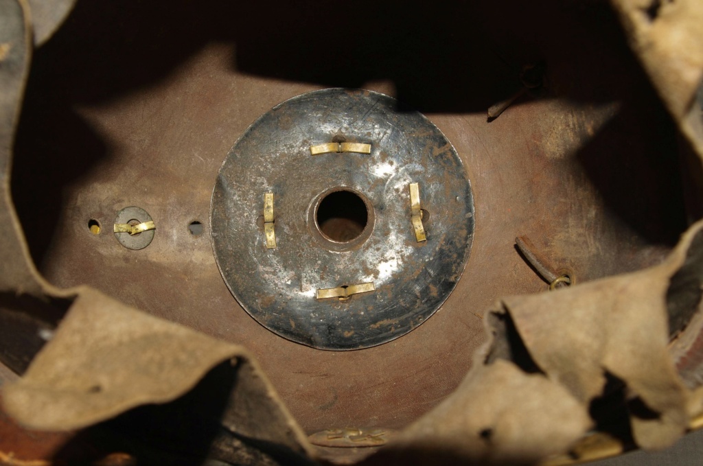 Un pont trop loin...Casque et CC du JR85 à Vic sur Aisne, 12.9.14 Det3610