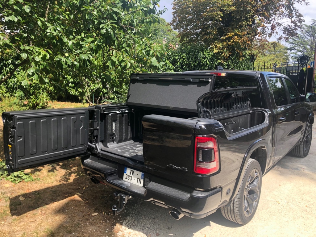 DODGE RAM 1500 CREW CAB LTD FULL BLACK Img_8114