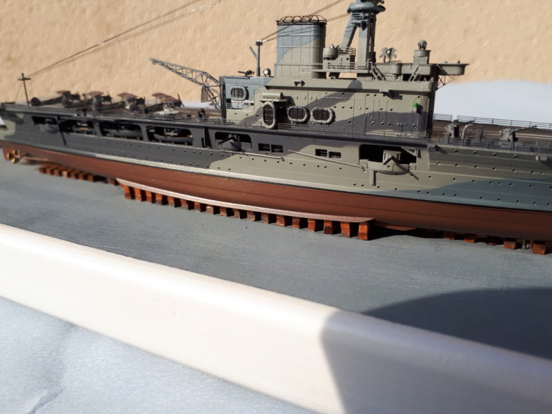 HMS HERMES 1/700 Flyhawk +Leds 02015