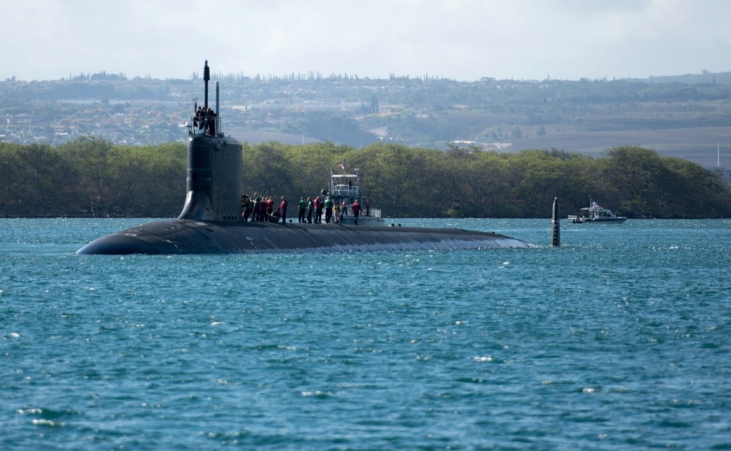 SSN-774 Virginia - Page 5 Us_vir12