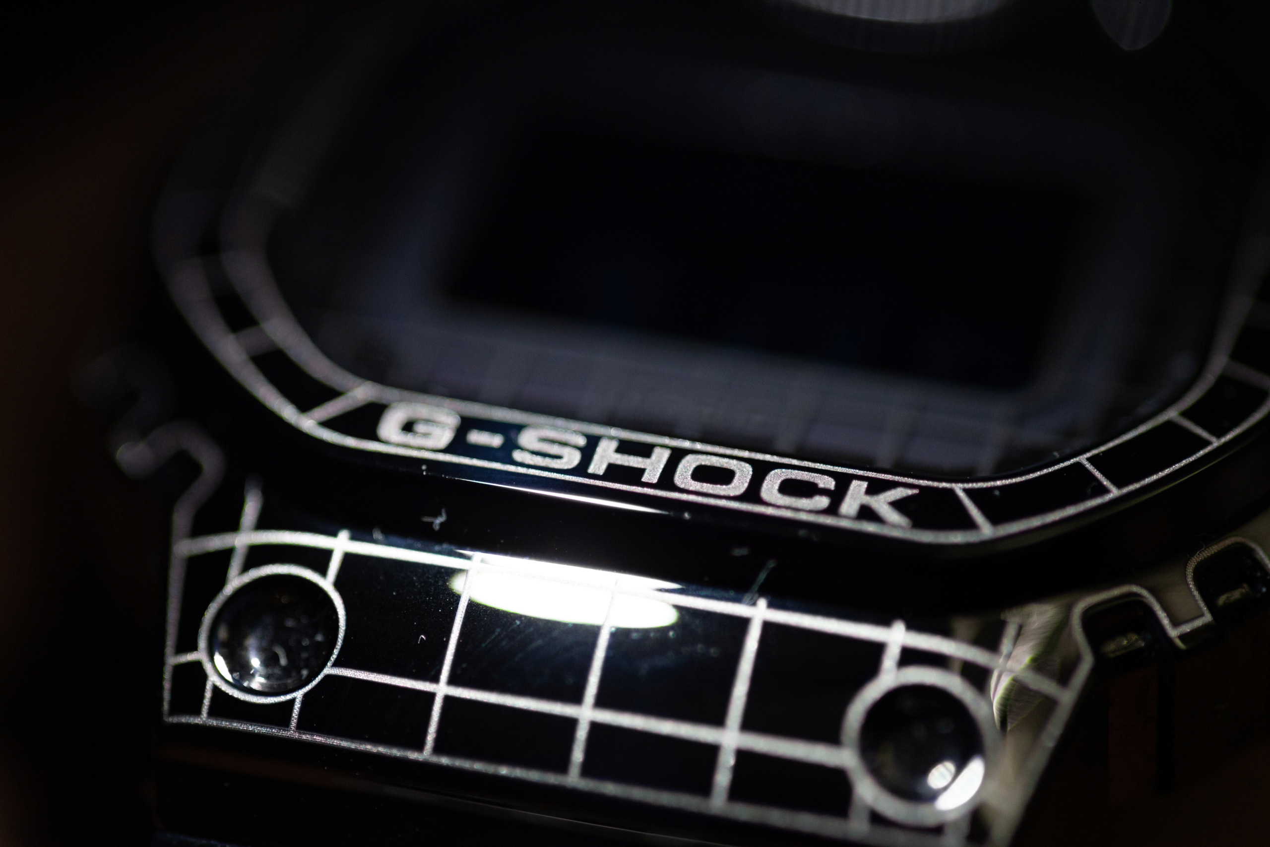 shock - G-SHOCK GMW-B5000 Laser-Carved Grid Gshock11
