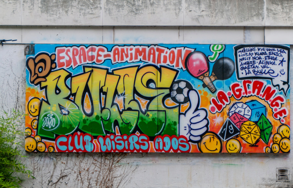 Peintures / Fresques / Tags & art de rue - Page 13 Imgp7716