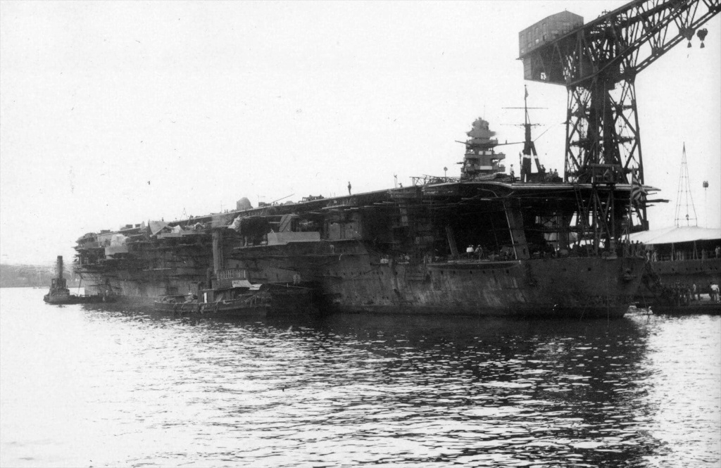 Porte-avions japonais - Page 7 Septem10