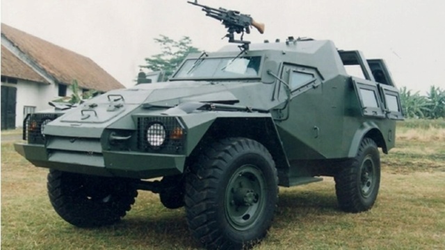 Модернизированный БТР-40 для индонезийской армии Photo667