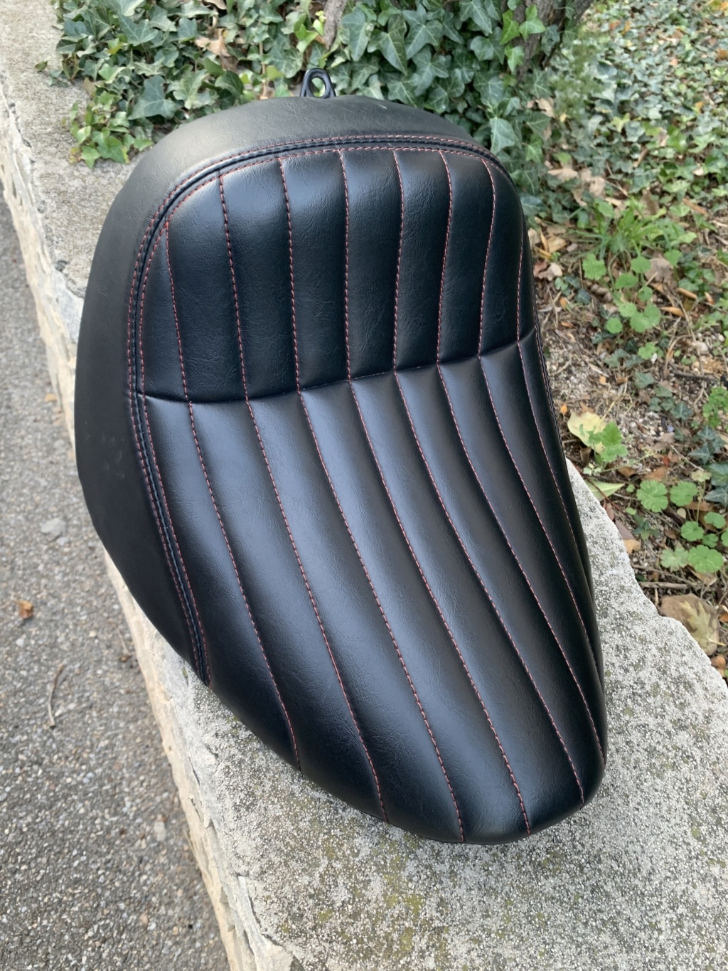 Selle monoplace Softail & pouf (2018 & plus) Mono_f10