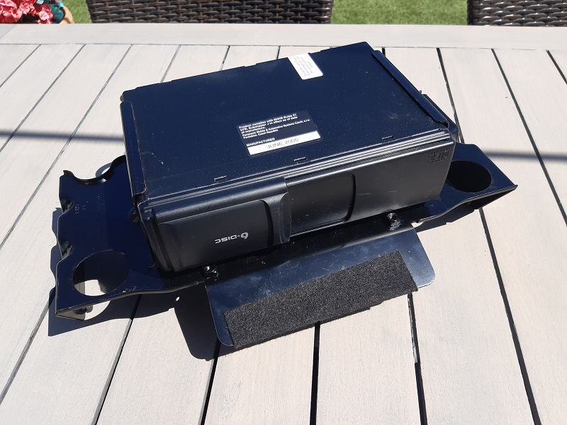 A vendre Autoradio RN-S2 DVD + chargeur 6 CD (Original VW california T5 2006) 20220412