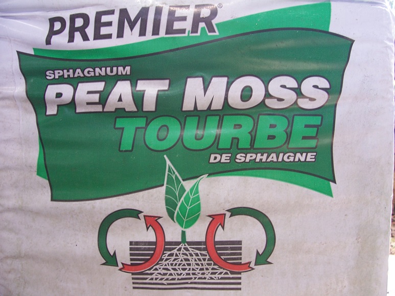 3.8 cu/ft Peat Moss bales 100_6712