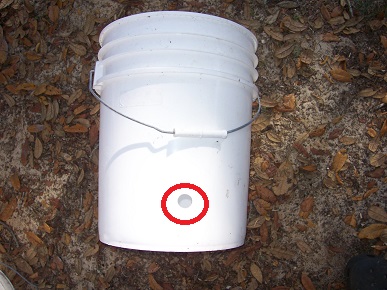 Self-watering containers for patios and balconies Outer_10