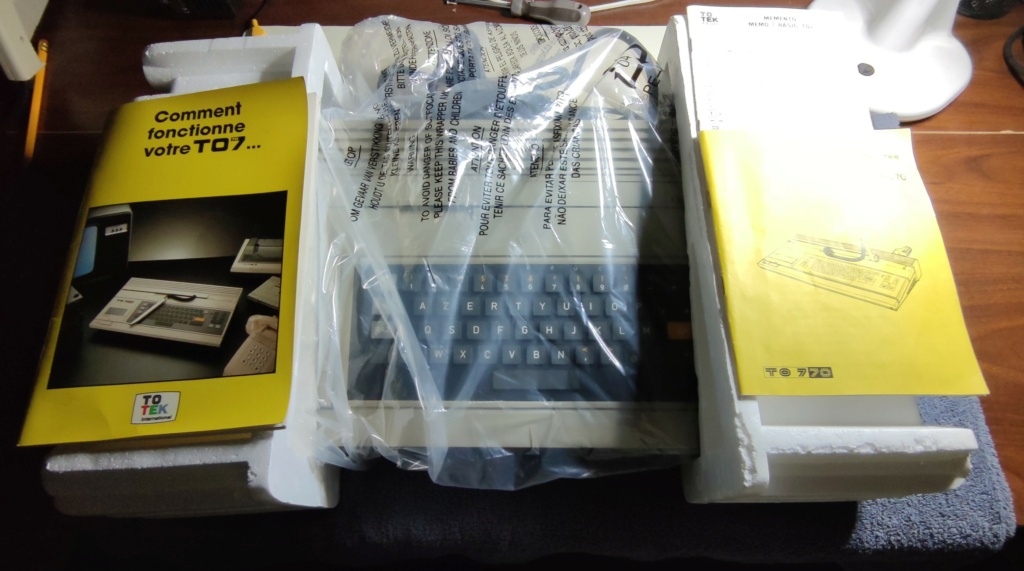[VENDS] TO7/70 Clavier Gomme + moniteur monochrome mb09-831 Img_2015