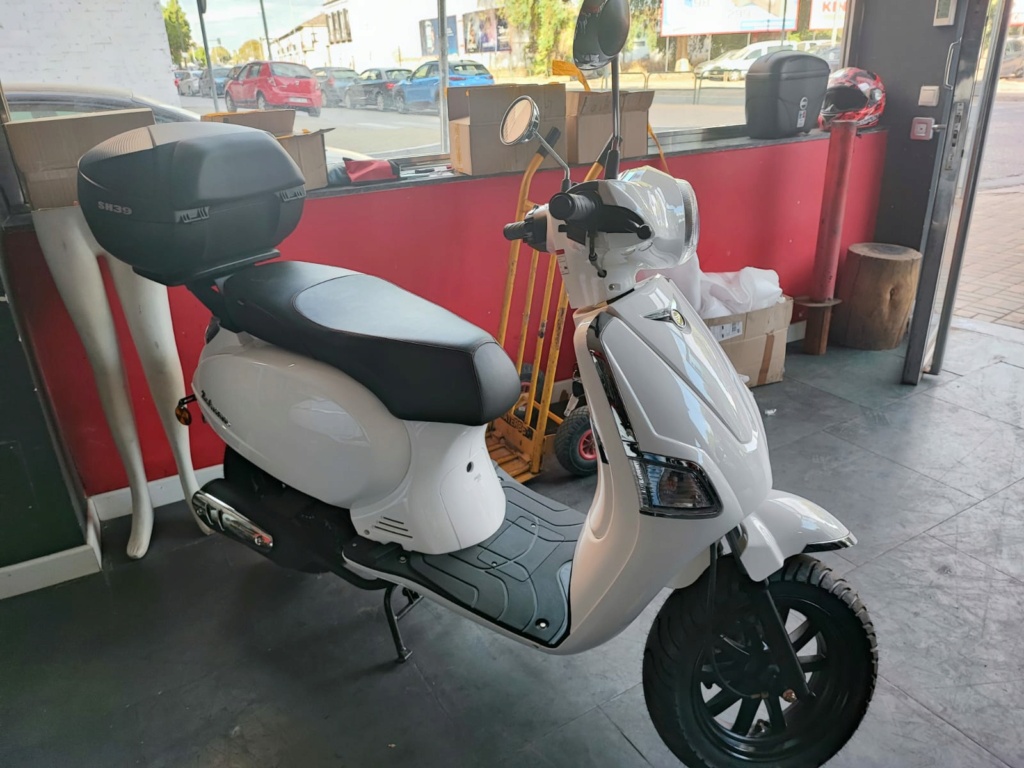 Ariic Scooters 9c568d10