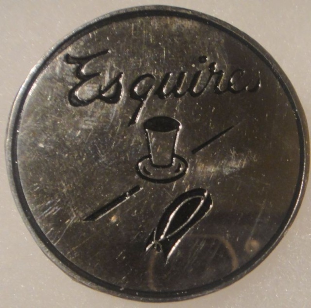 Esquire beercan badge 171st_10