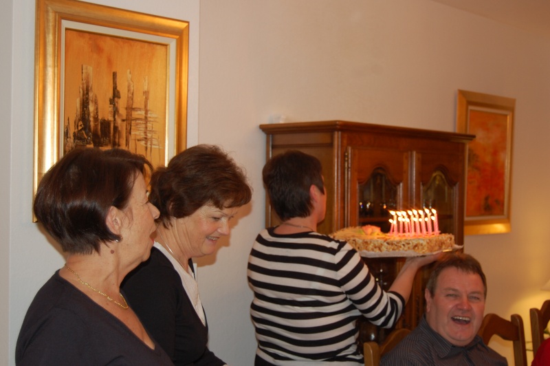 aujourd'hui, repas familial pour les 89 ans de mamie Lucie ! Dsc_0328