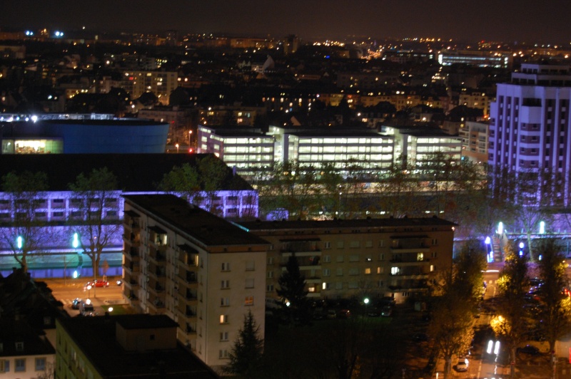 Strasbourg , de nuit, tour d'horizon au sommet de l'Aventin, 18ème étage.. Dsc_0973