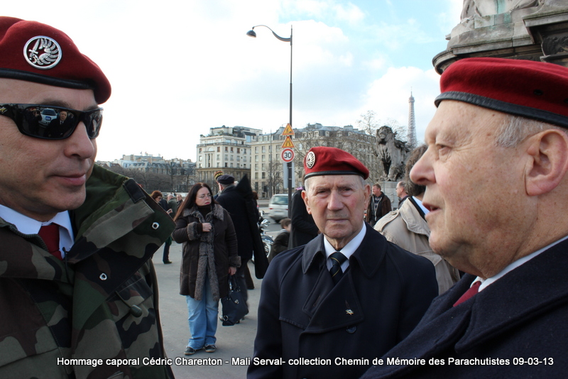 Hommage à Cédric Charenton, caporal au 1er Régiment de chasseurs parachutistes tombé au Mali opération SERVAL - Page 4 Img_6426