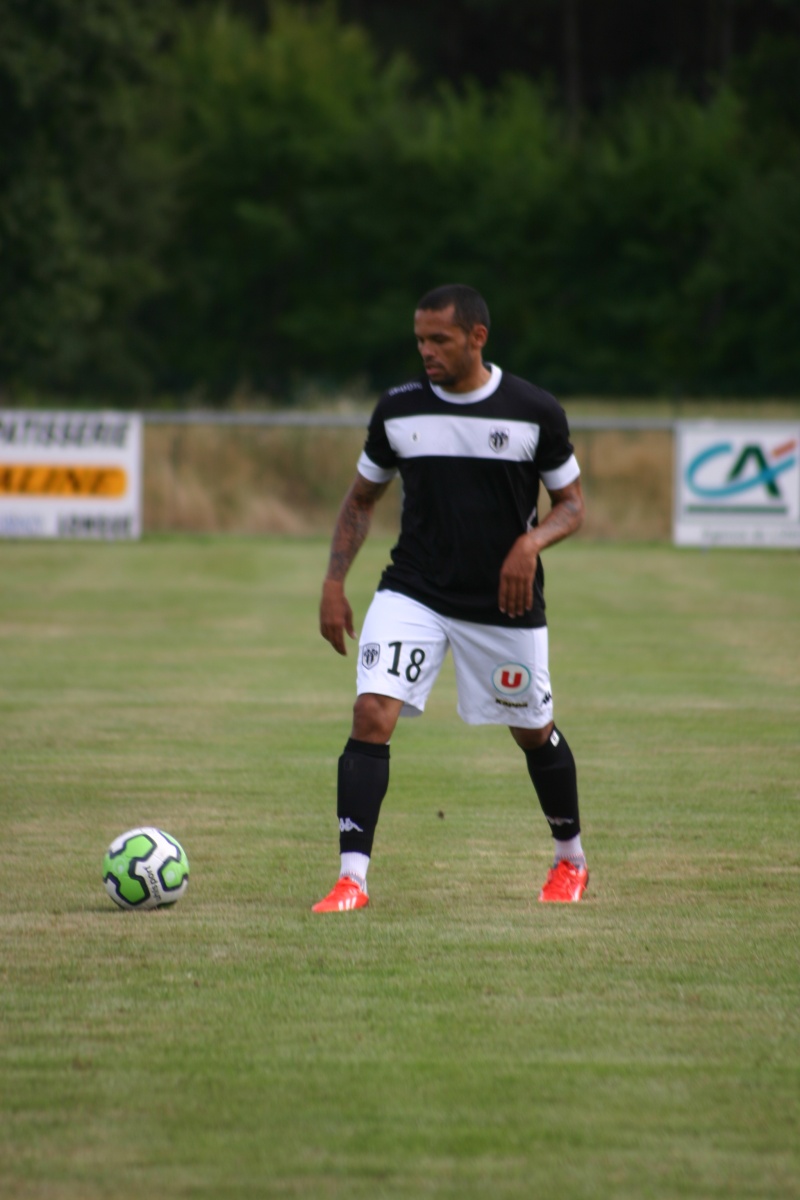 Match amicaux pour saison 2013/2014 - Page 3 Match_11