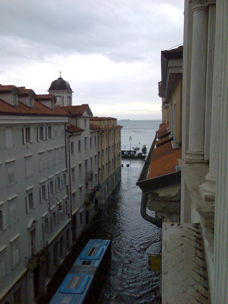 Trieste: Keep on smiling - Pagina 2 Via_ma10