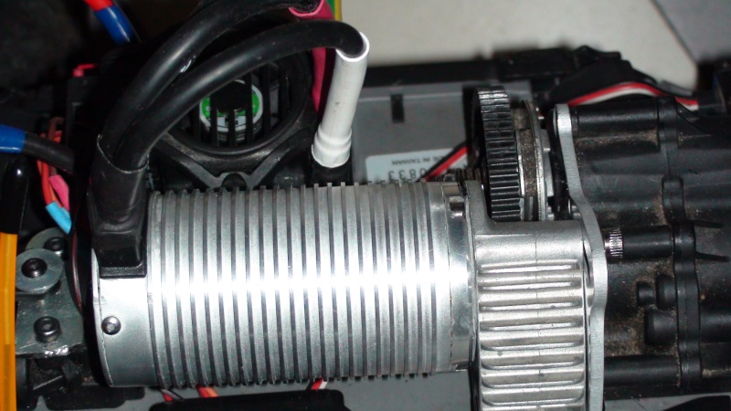 ERBE config bash solide 6S 2200KV mamba de truggy.P - Page 8 Dsc00541