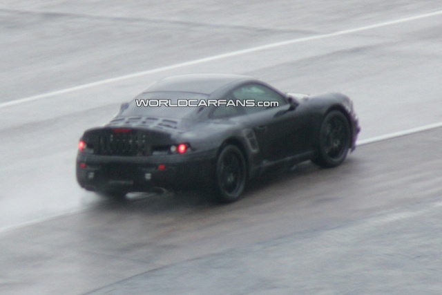 Next generation 2011 Porsche 998 Spy Photos 2011-p13