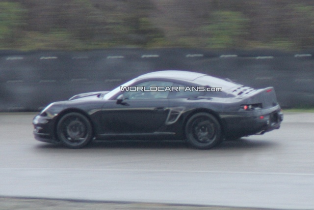 Next generation 2011 Porsche 998 Spy Photos 2011-p15