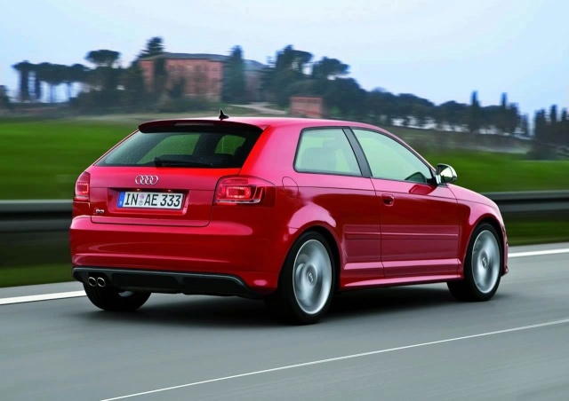 Audi S3 and S3 Sportback get S-tronic in Germany 30805216