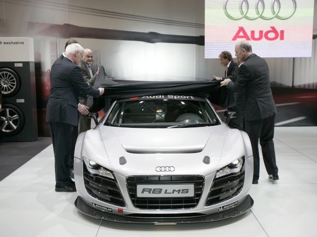 Audi R8 LMS Customer Sport Programme Details Audi-r25