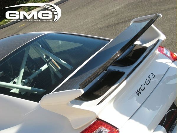 Porsche GT3 carbon fiber roof transplant by GMG Racing Gmg-wo11