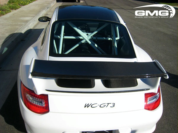 Porsche GT3 carbon fiber roof transplant by GMG Racing Gmg-wo25