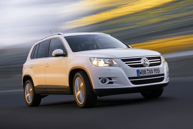 VW Tiguan Gets Front Wheel Drive Option (DE) Vw-tig10