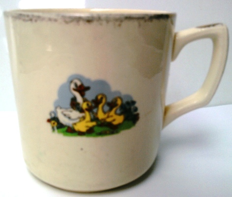 Saucer wanted to go with this old cup with ducks on it .... 728_10