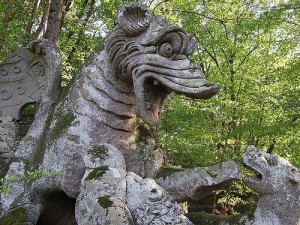 Un viaggio nel mondo incantato del Parco dei mostri di Bomarzo Parco-11