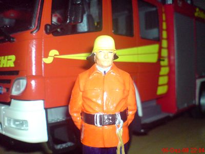 HLF 20/16 Feuerwehr Bausatz von Revell-FERTIG! Feuerw13
