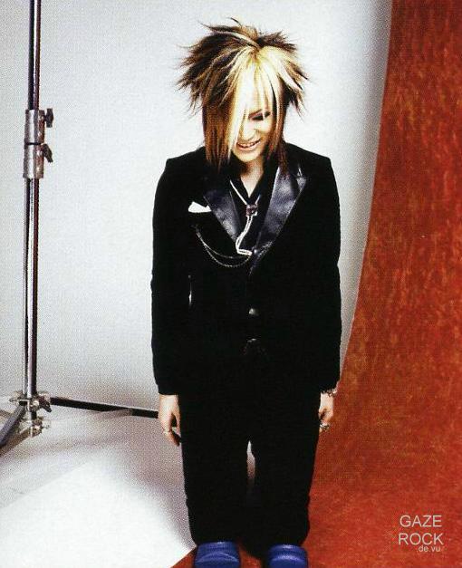 Pics with Uruha - Page 3 Uruha110