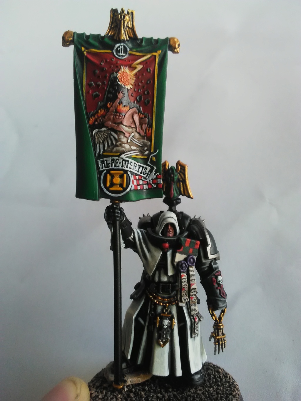 [ FINI ] [Galthan Ironsturm] Doyen Blade Guard - 85 pts Img_2347