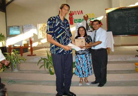 El hombre más alto de Perú ya es Adventista del Septimo Día Margar10