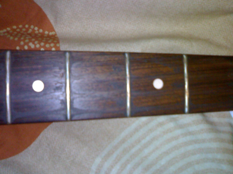 Budding Young Luthier Needs Help With Knobs! 04112011