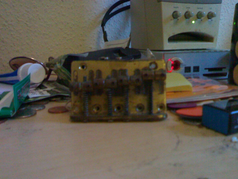 Budding Young Luthier Needs Help With Knobs! 06112013
