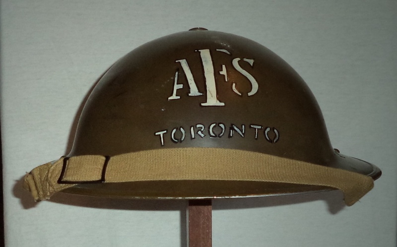 Canadian MKII AFS Toronto 1942, Auxiliaires Fire Service fondé en 1938  Dsc01039