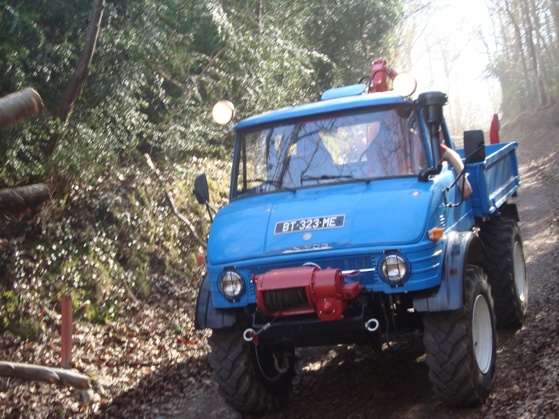 UNIMOG 406 a l'abandon 40611