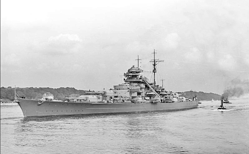 Cuirassé Bismarck - Tamiya 1/350  Bismar14