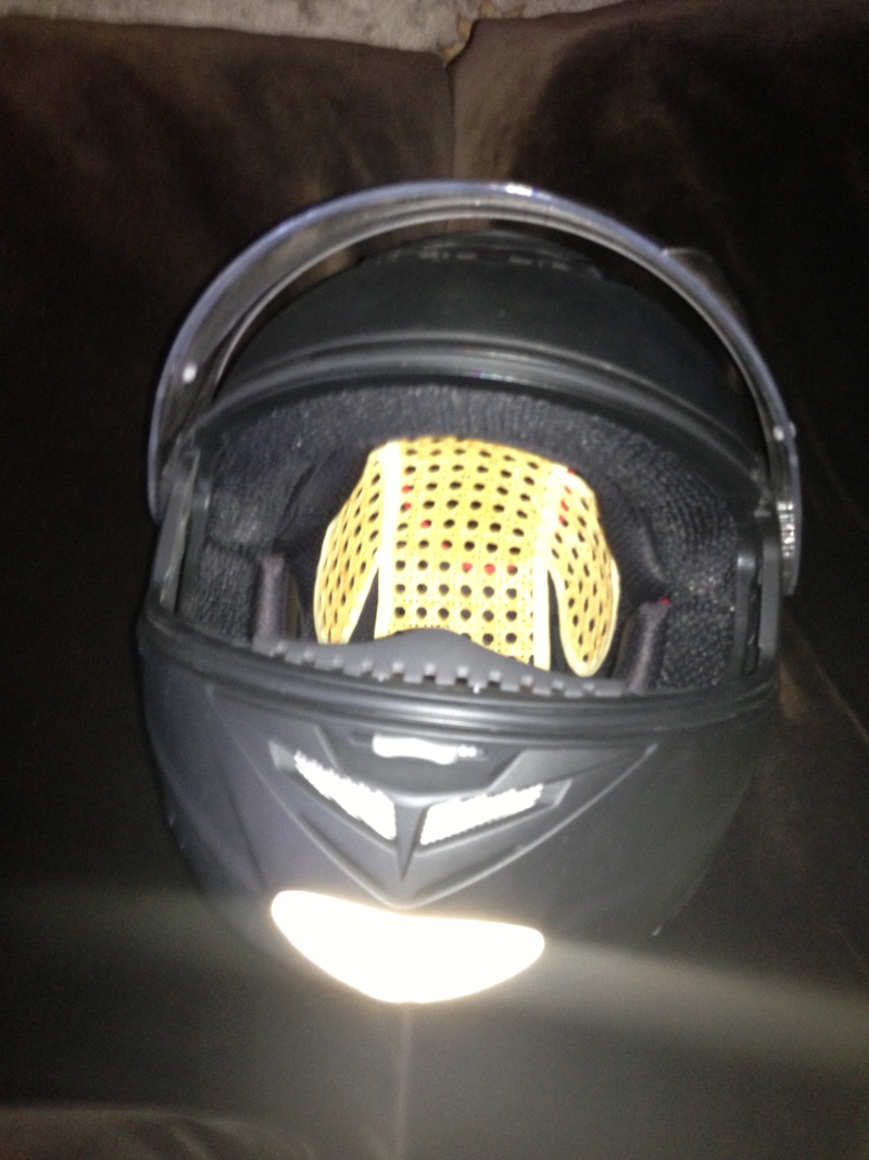 Casque Lazer Monaco Carbon - Page 3 Img_1111