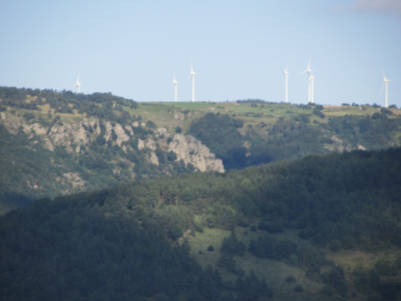 le pont du 15 aout dans le Cantal Img_9211