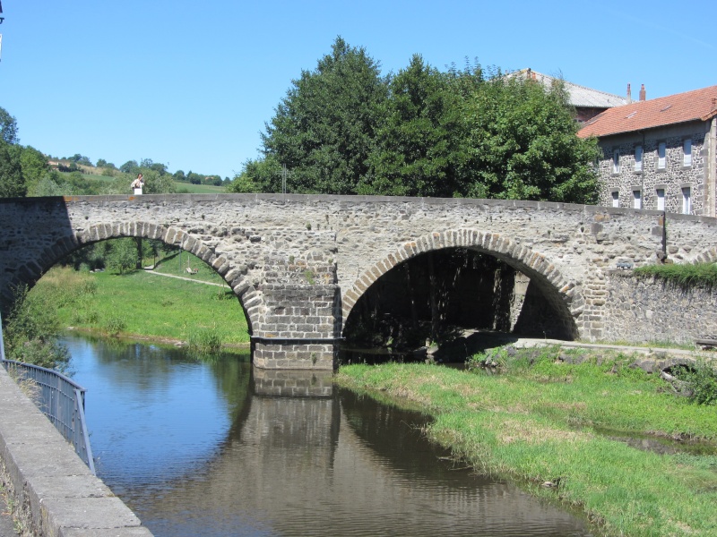le pont du 15 aout dans le Cantal Img_9227