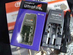 UltraFire WF-139 多功能充电器【￥60元】 Wf139010