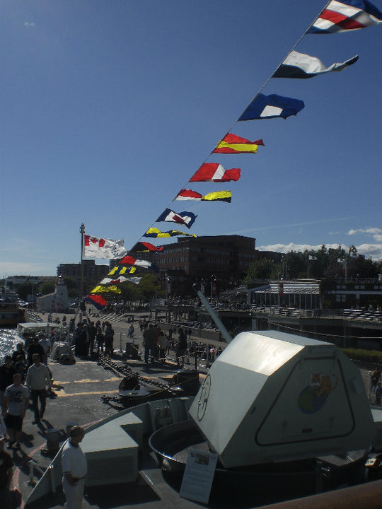Canadian Navy - Marine Canadienne - Page 3 58588_10