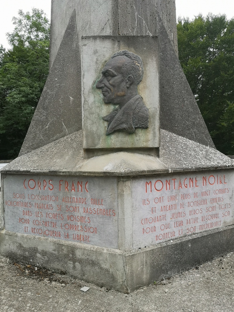 Monument ossuaire FontBruno corps franc de la montagne noire Img_2092