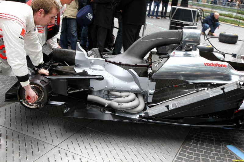 MCLAREN-MERCEDES - Page 18 Mp42610